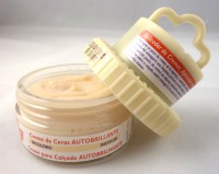 Tarro de crema autobrillante
